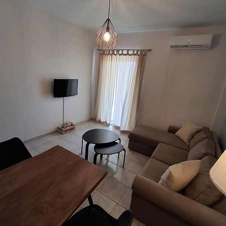 Irida'S Apartment In Porto Cheli エクステリア 写真